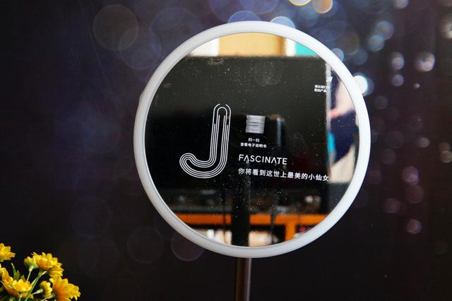 斐色耐JIUJIU化妆镜体验麻将胡了日光还原所见即所得：(图6)